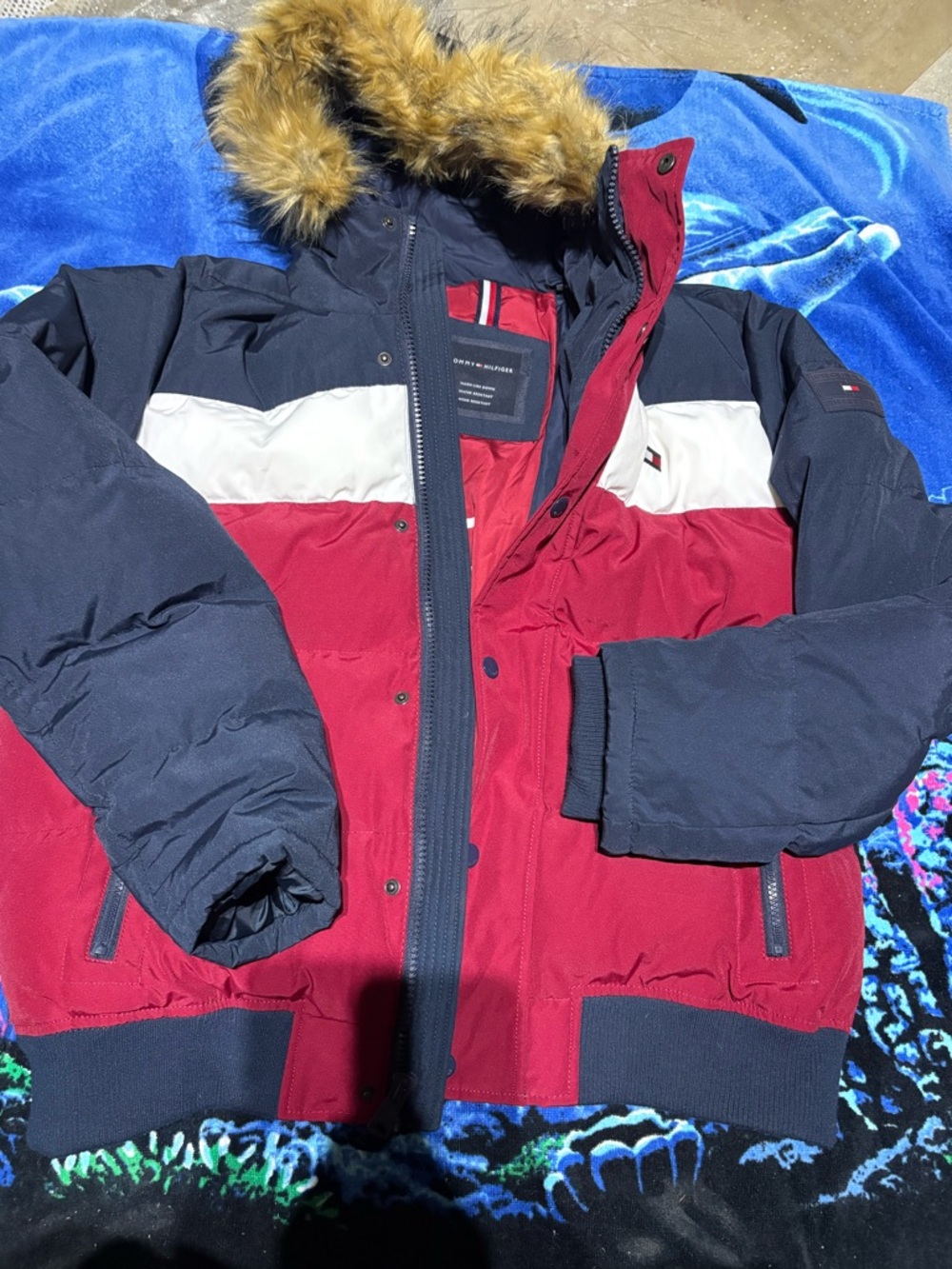 Tommy Hilfiger Colorblock Puffer Jacket - Red, Navy & White Mens XL
